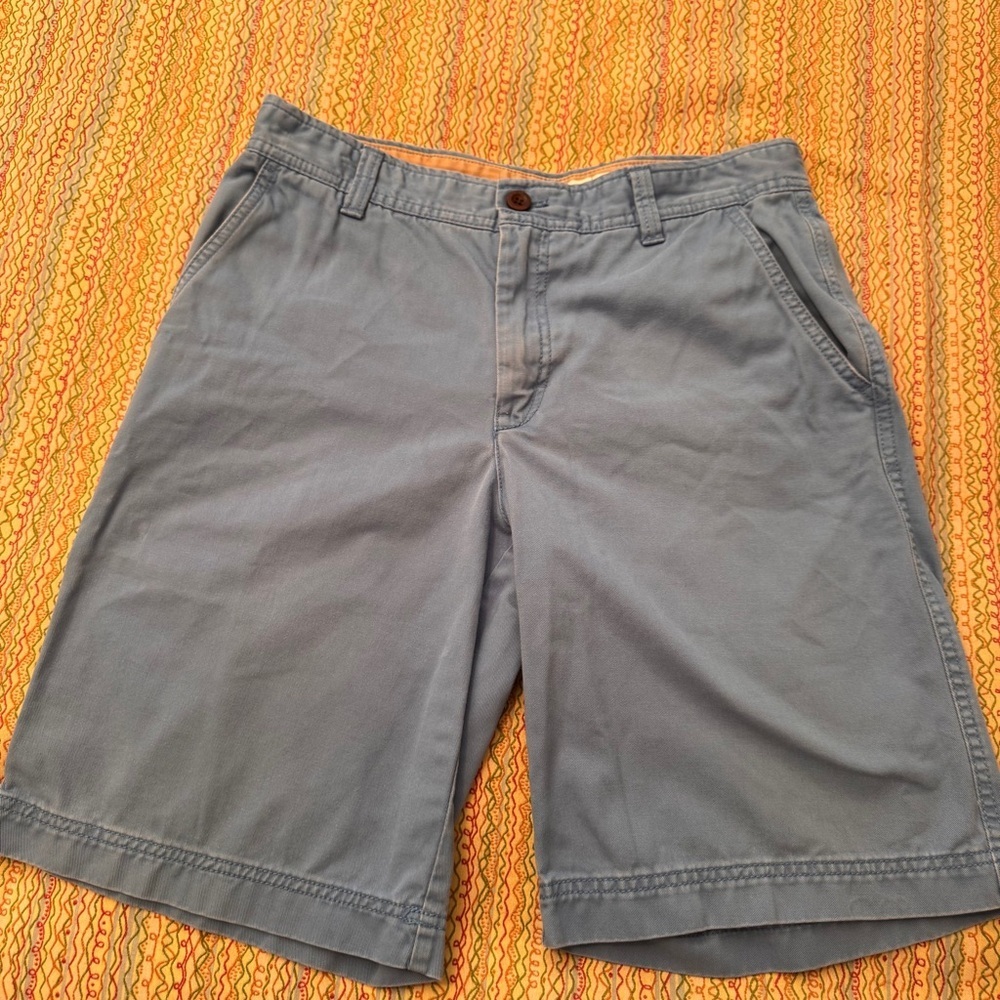MEN'S IZOD SALTWATER Gray SHORTS FLAT FRONT Sz 30. 100% cotton